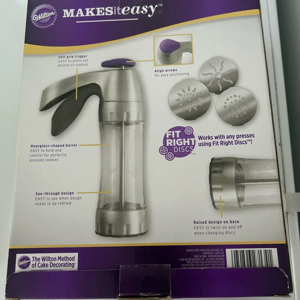 Wilton Makesiteasy Cookie Press with Purple Accents